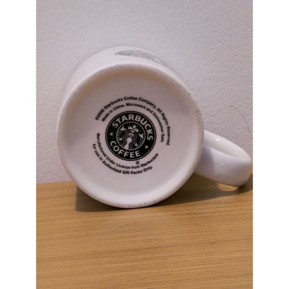 Starbucks Coffee Mug 2006 Green Black White Logo 2127 - Picture 2 of 4